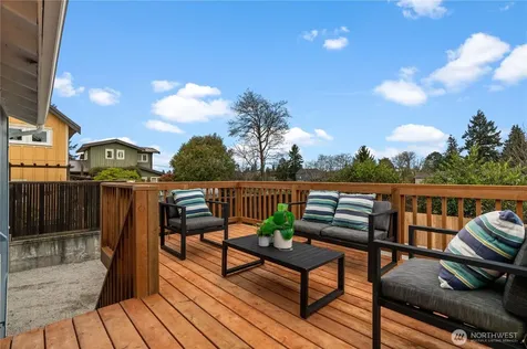 5518 39th Avenue S Seattle WA 98118