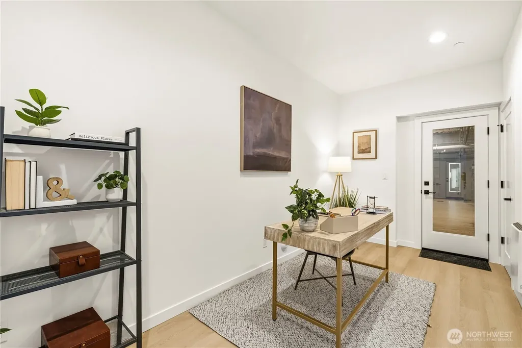 3819 Fremont Avenue N Seattle WA 98103