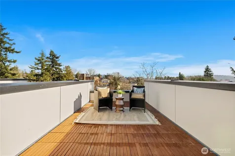 3819 Fremont Avenue N Seattle WA 98103