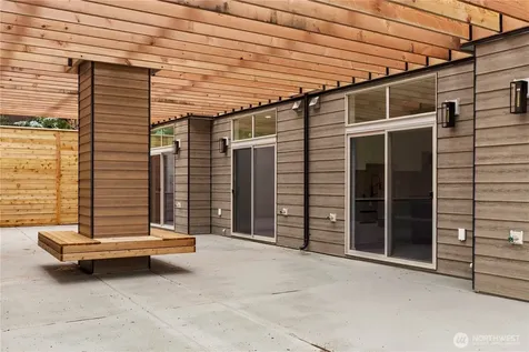 3819 Fremont Avenue N Seattle WA 98103