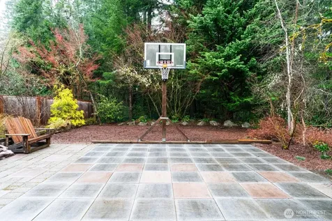 8100 231st Place NE Redmond WA 98053