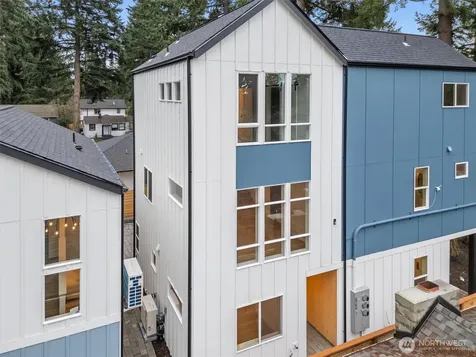 14308 Roslyn Place N Seattle WA 98133