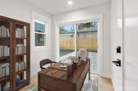 14308 Roslyn Place N Seattle WA 98133