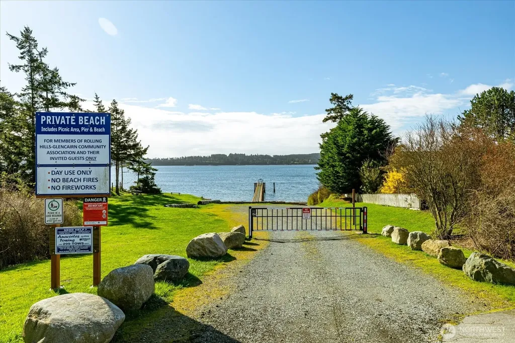 1677 Penn Cove Road Oak Harbor WA 98277