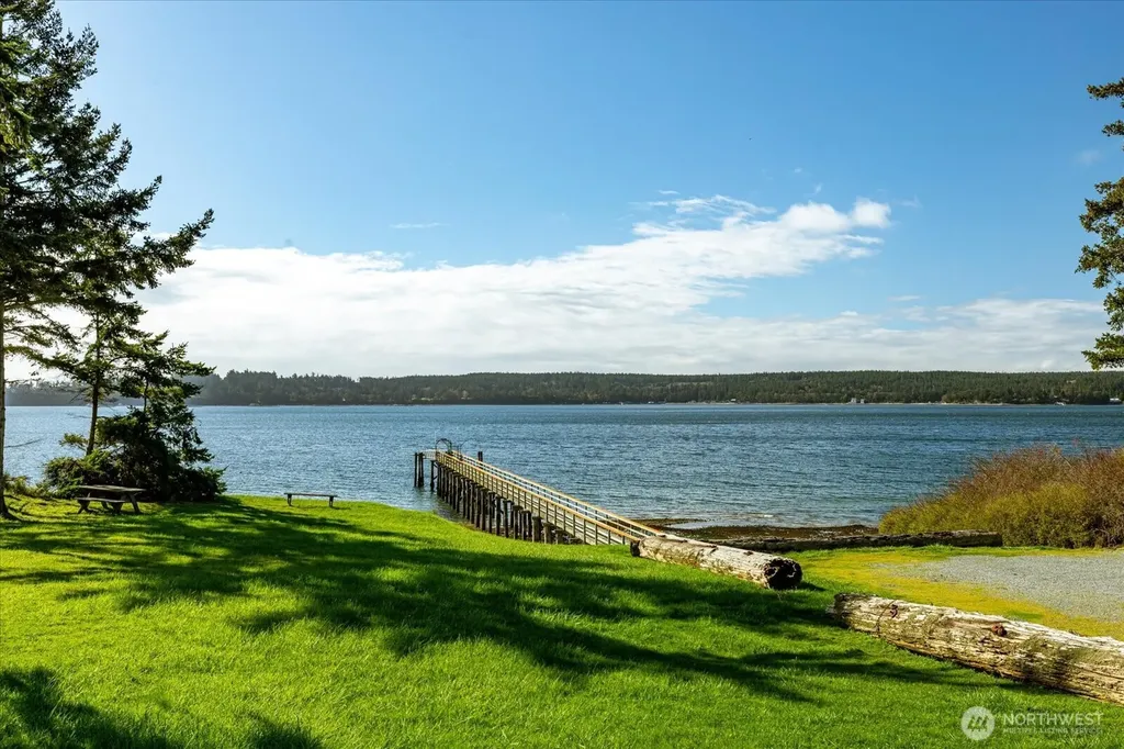 1677 Penn Cove Road Oak Harbor WA 98277
