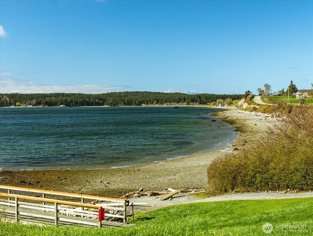 1677 Penn Cove Road Oak Harbor WA 98277