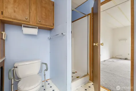 1677 Penn Cove Road Oak Harbor WA 98277