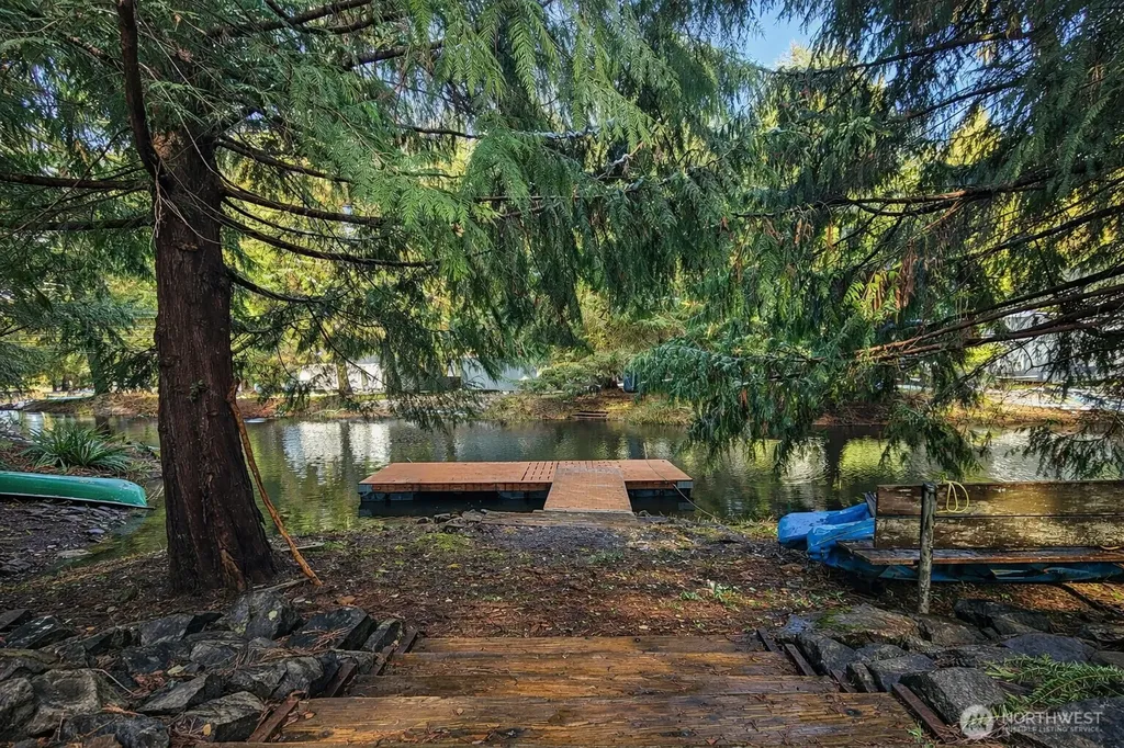 300 W Arrowhead Drive Elma WA 98541