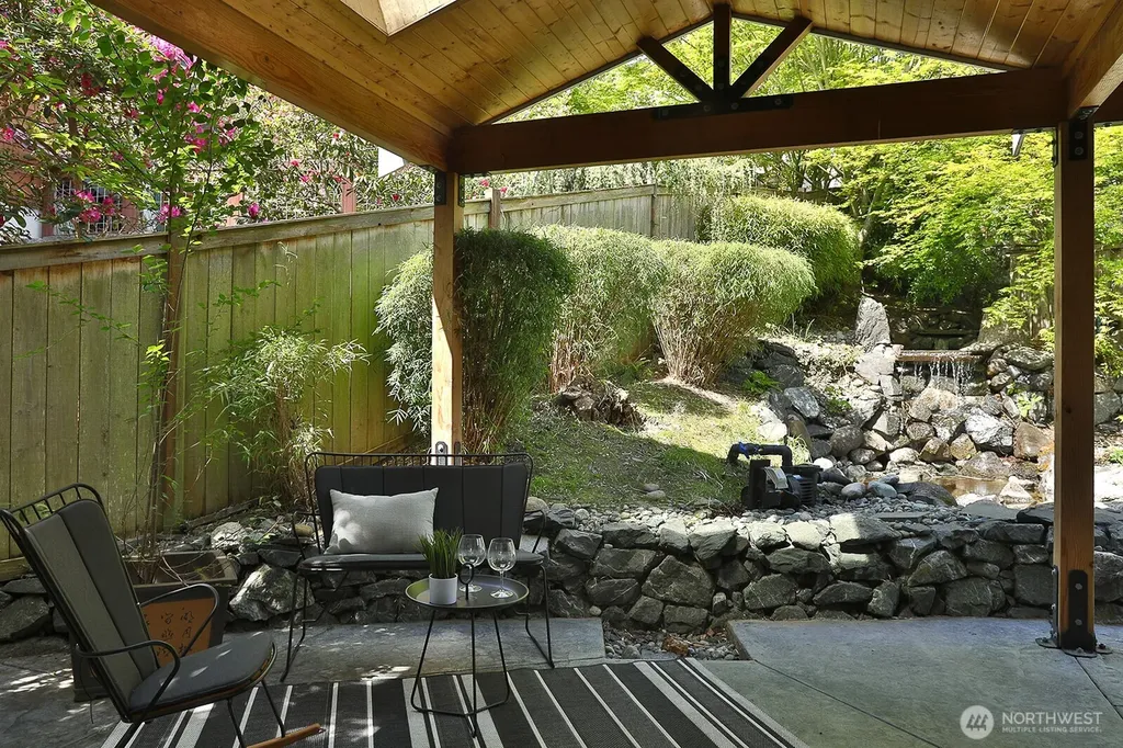 4996 Lilac Drive Freeland WA 98249