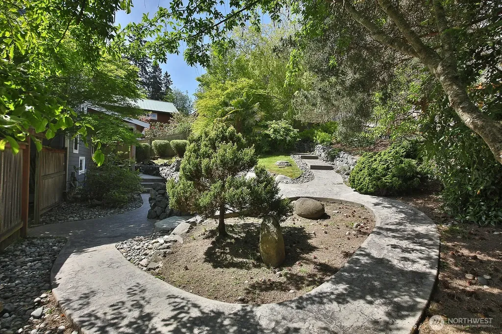 4996 Lilac Drive Freeland WA 98249