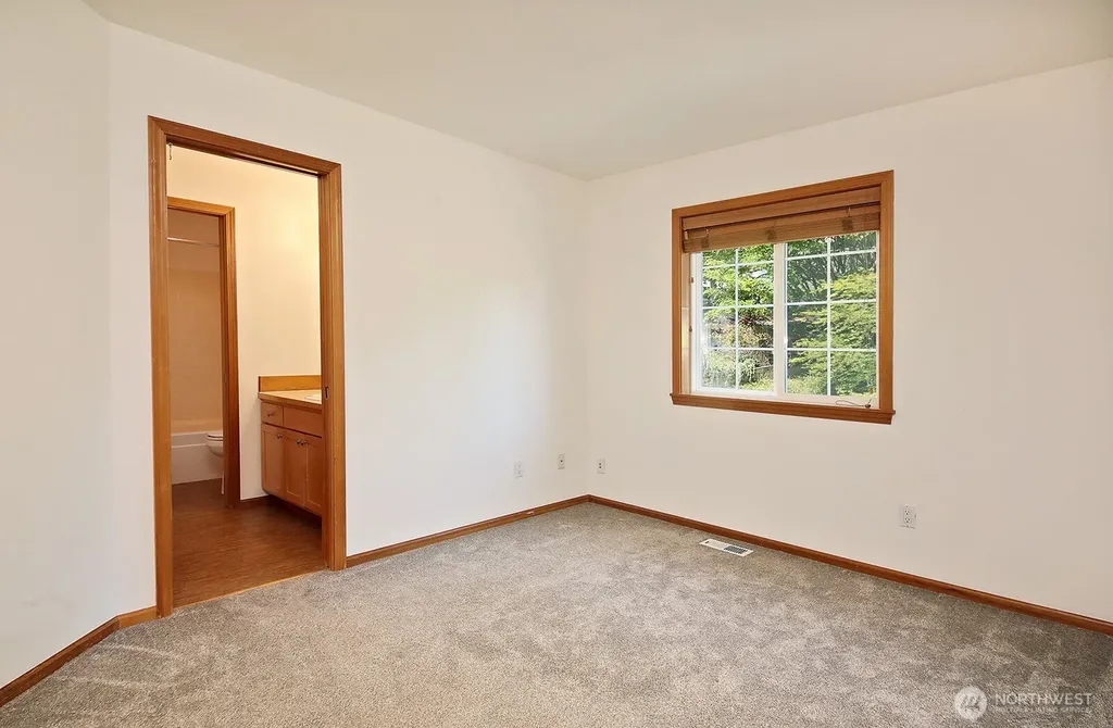 4996 Lilac Drive Freeland WA 98249