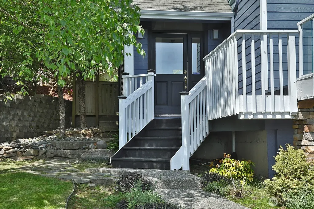 4996 Lilac Drive Freeland WA 98249