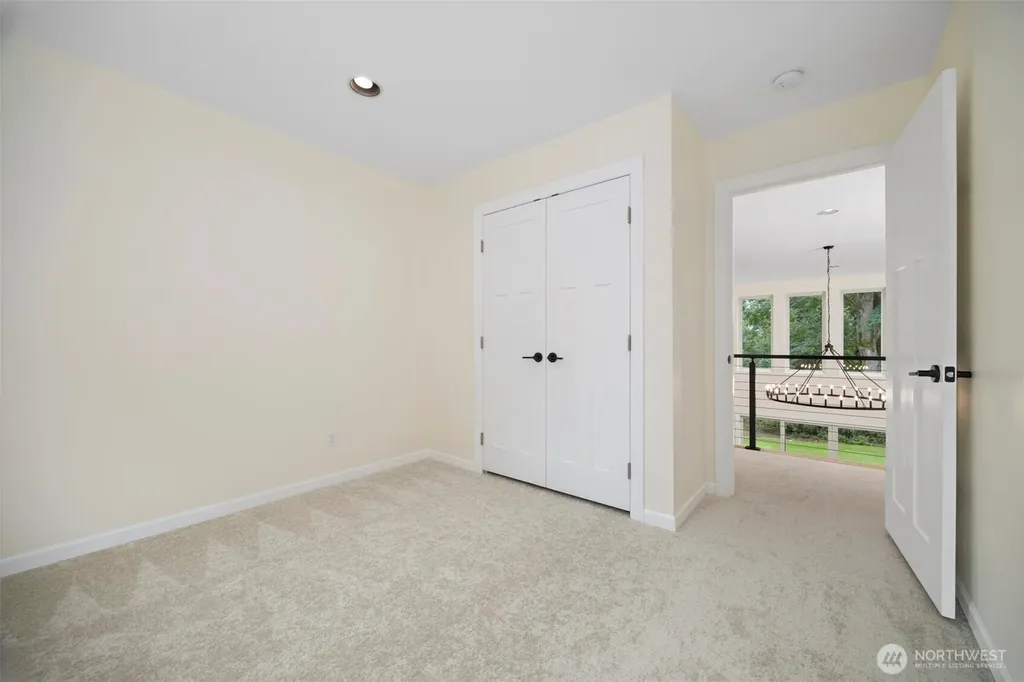 2788 Douglas Road Ferndale WA 98248