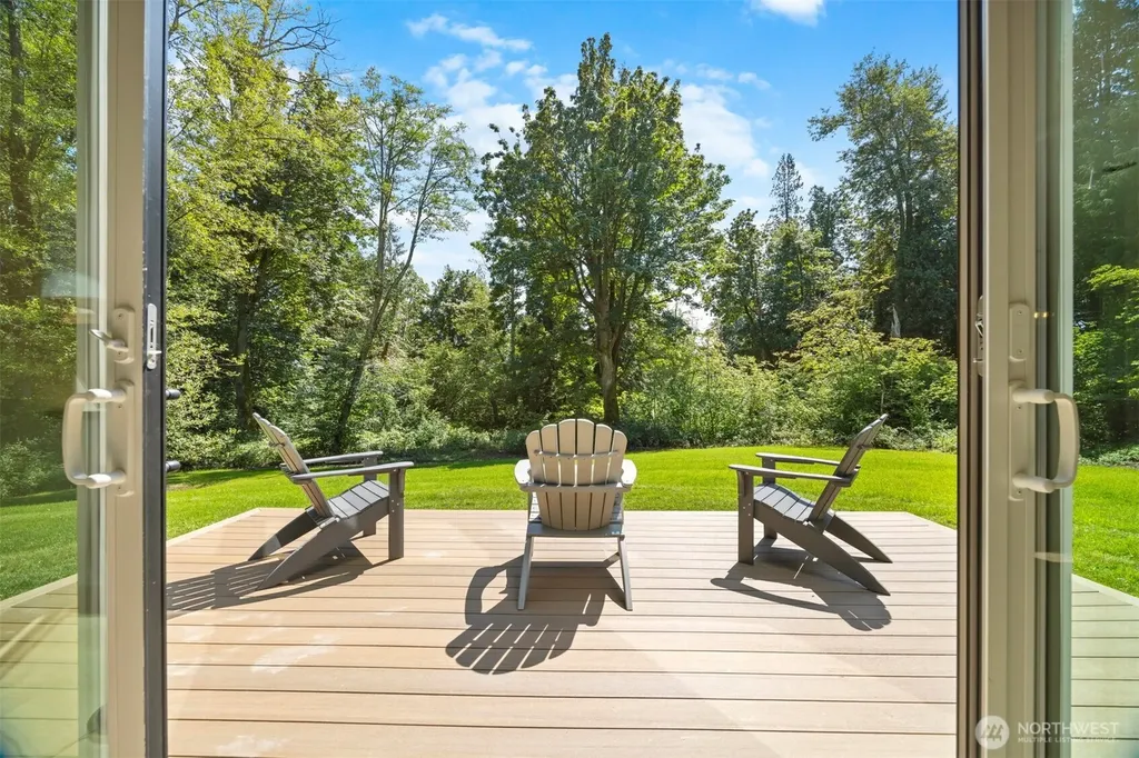 2788 Douglas Road Ferndale WA 98248