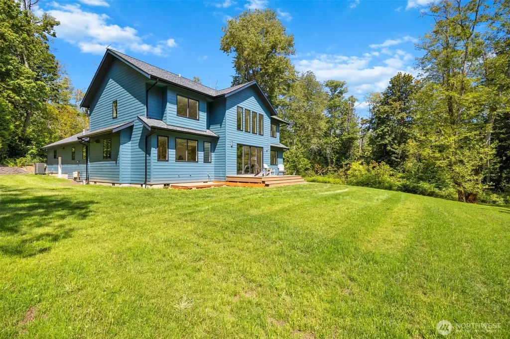 2788 Douglas Road Ferndale WA 98248
