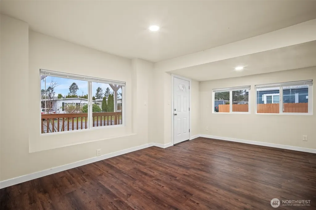 2392 Douglas Road Ferndale WA 98248