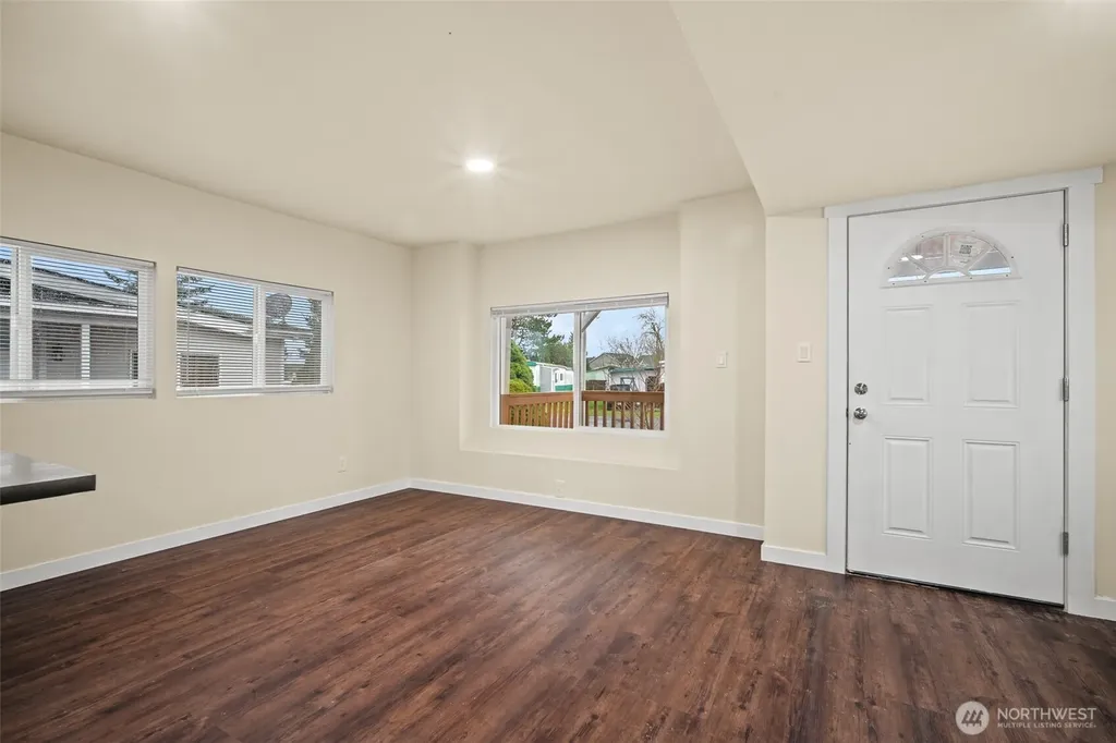 2392 Douglas Road Ferndale WA 98248