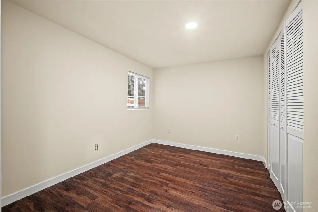 2392 Douglas Road Ferndale WA 98248