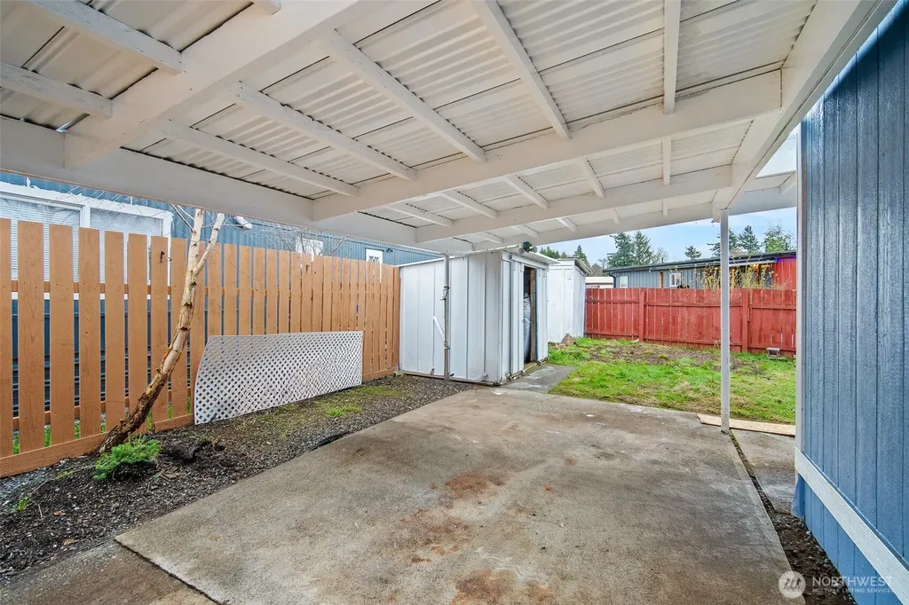 2392 Douglas Road Ferndale WA 98248