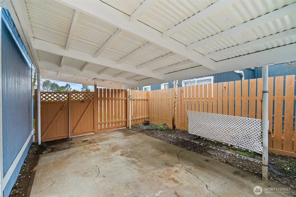 2392 Douglas Road Ferndale WA 98248