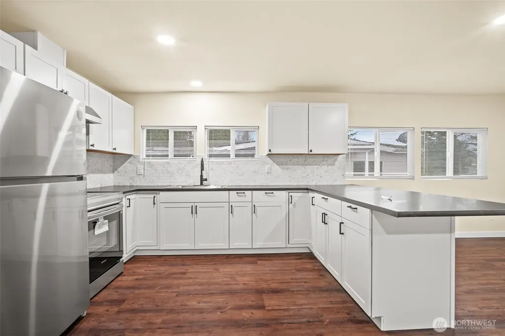 2392 Douglas Road Ferndale WA 98248