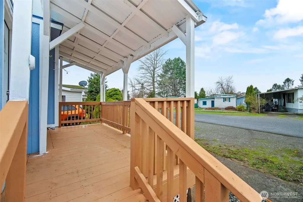 2392 Douglas Road Ferndale WA 98248