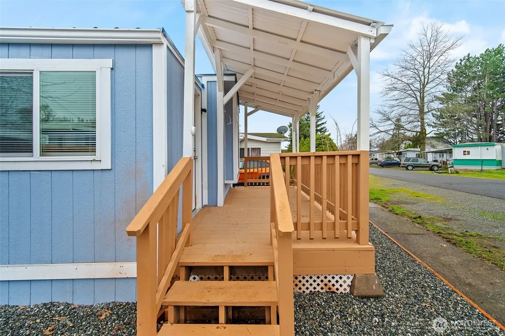 2392 Douglas Road Ferndale WA 98248