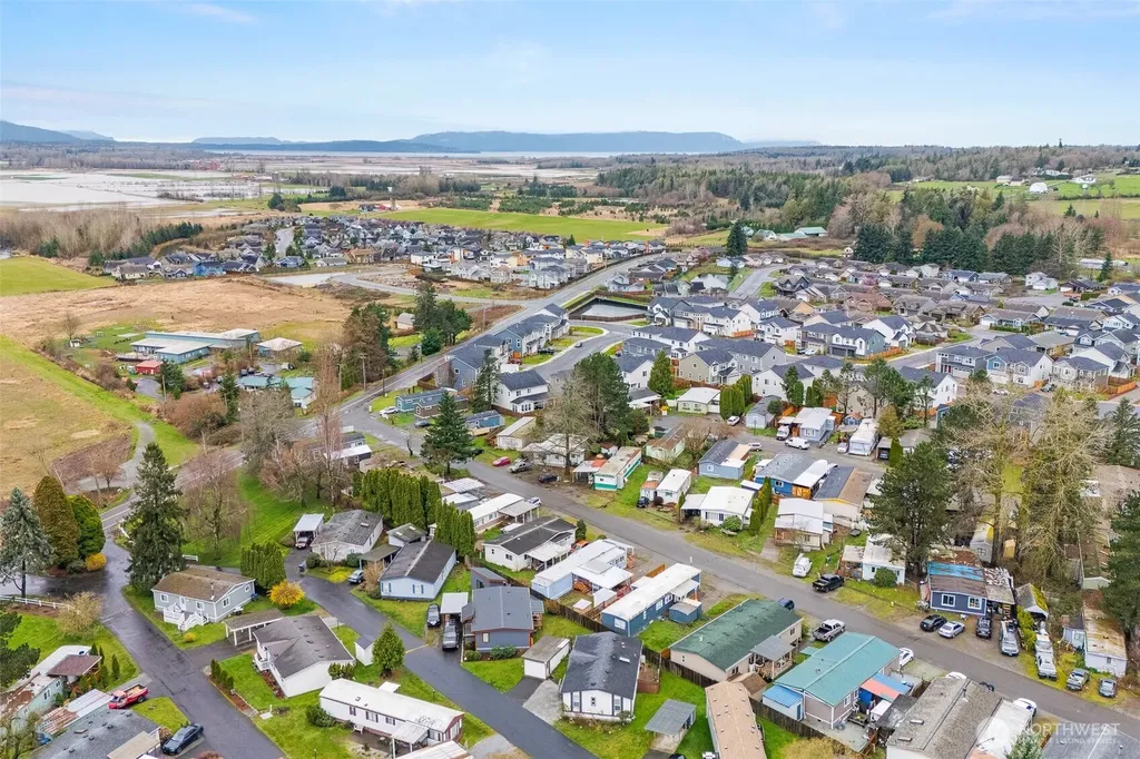 2392 Douglas Road Ferndale WA 98248