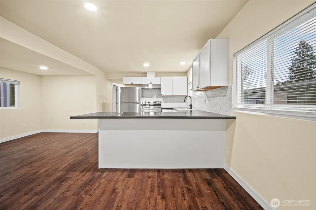 2392 Douglas Road Ferndale WA 98248