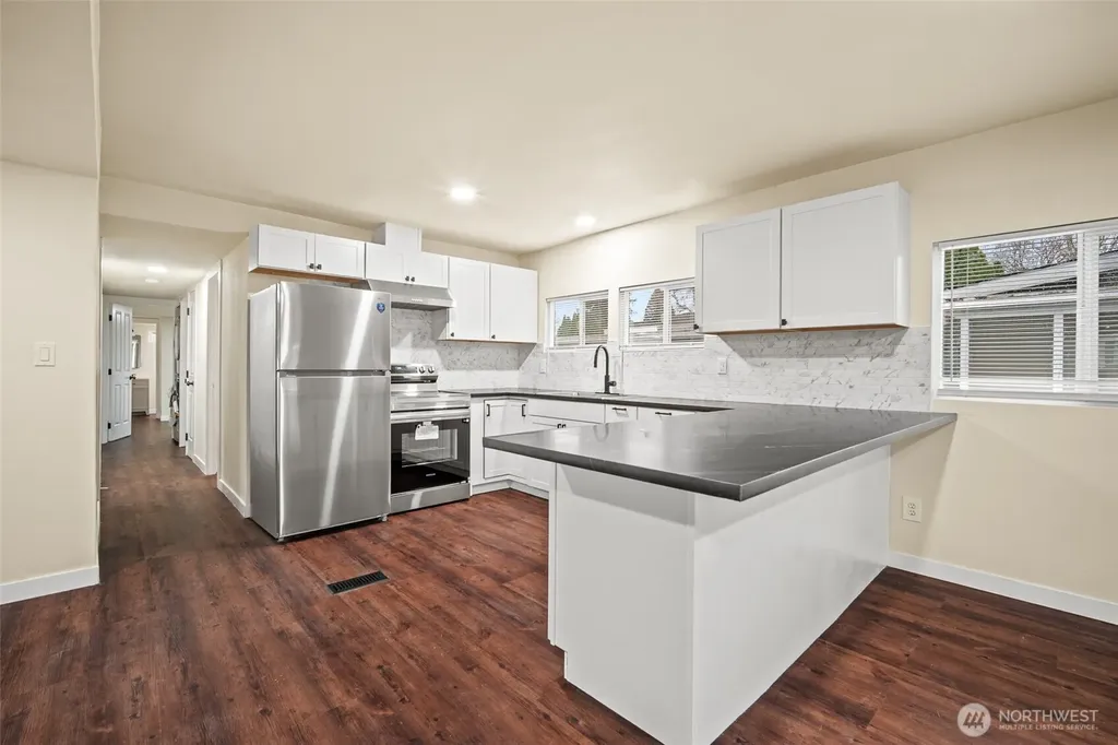 2392 Douglas Road Ferndale WA 98248