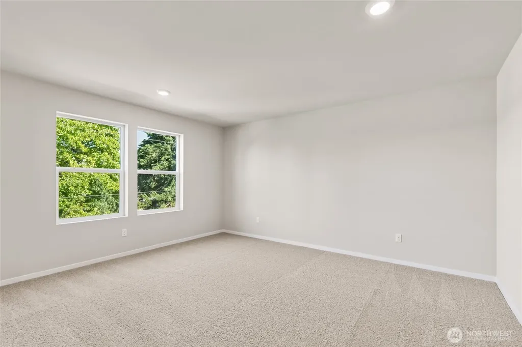 10828 188th Street E Puyallup WA 98374