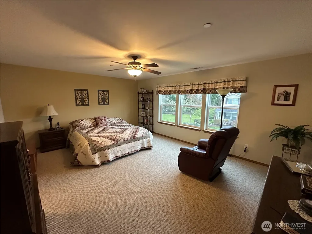 2766 Mcneil Street Dupont WA 98327
