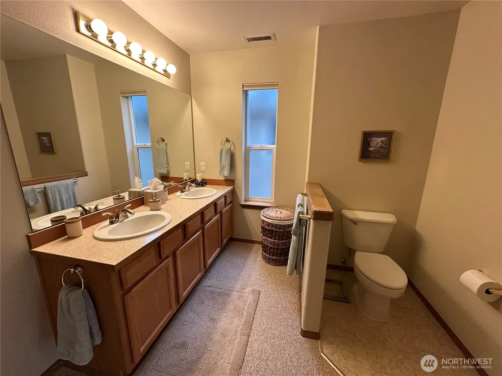 2766 Mcneil Street Dupont WA 98327