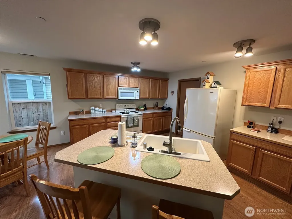 2766 Mcneil Street Dupont WA 98327