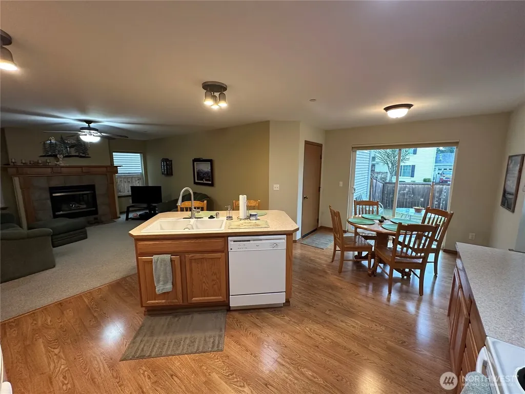 2766 Mcneil Street Dupont WA 98327