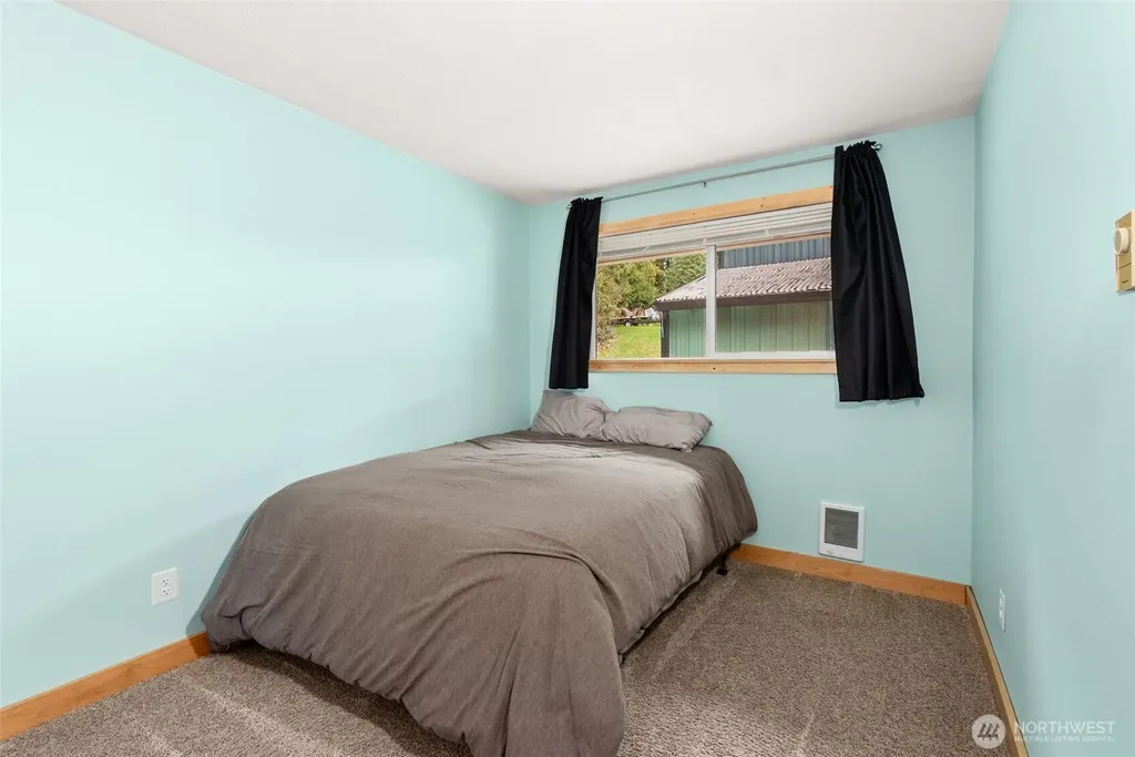 2434 Salzer Valley Road Centralia WA 98531