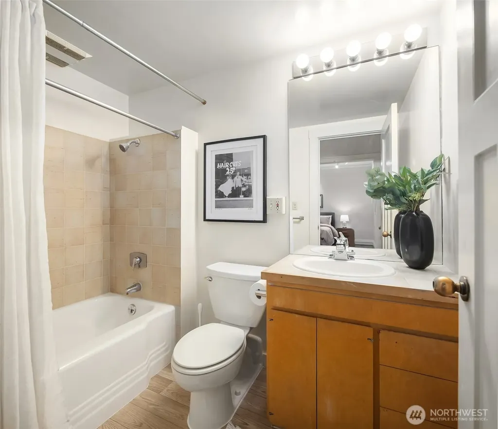 1519 3rd Avenue Seattle WA 98101