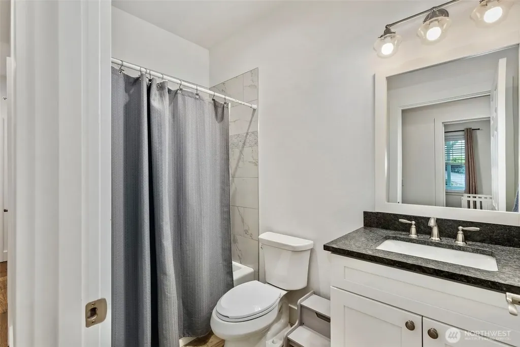 28 Deer Hollow Road Port Ludlow WA 98365