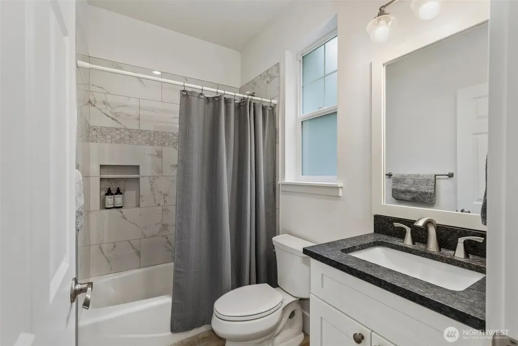 28 Deer Hollow Road Port Ludlow WA 98365