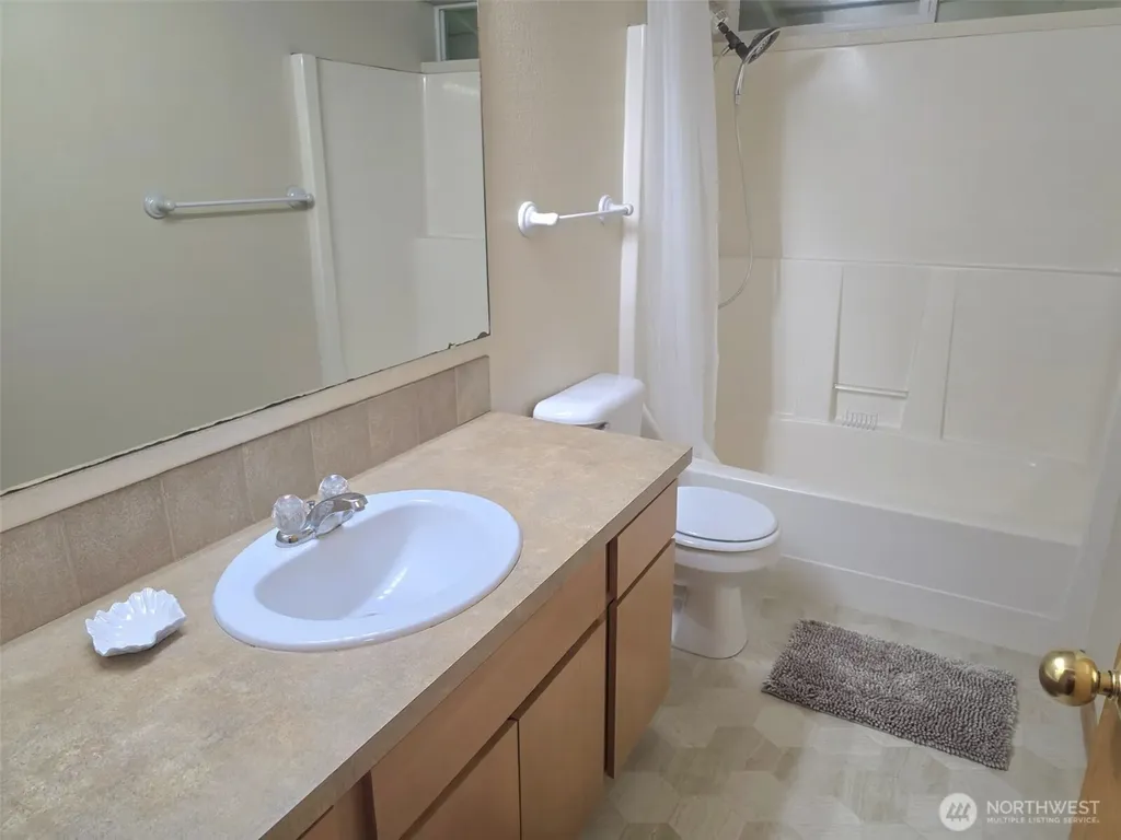 17819 Upland Drive SE Yelm WA 98597