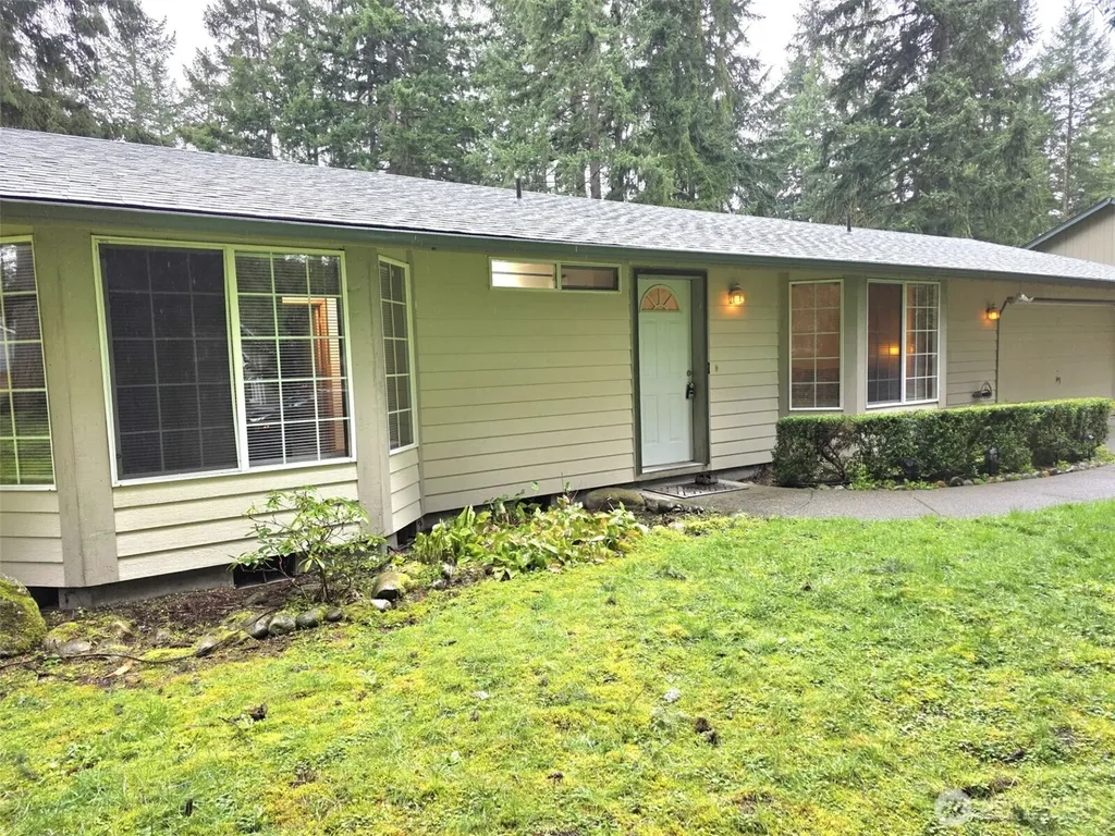 17819 Upland Drive SE Yelm WA 98597