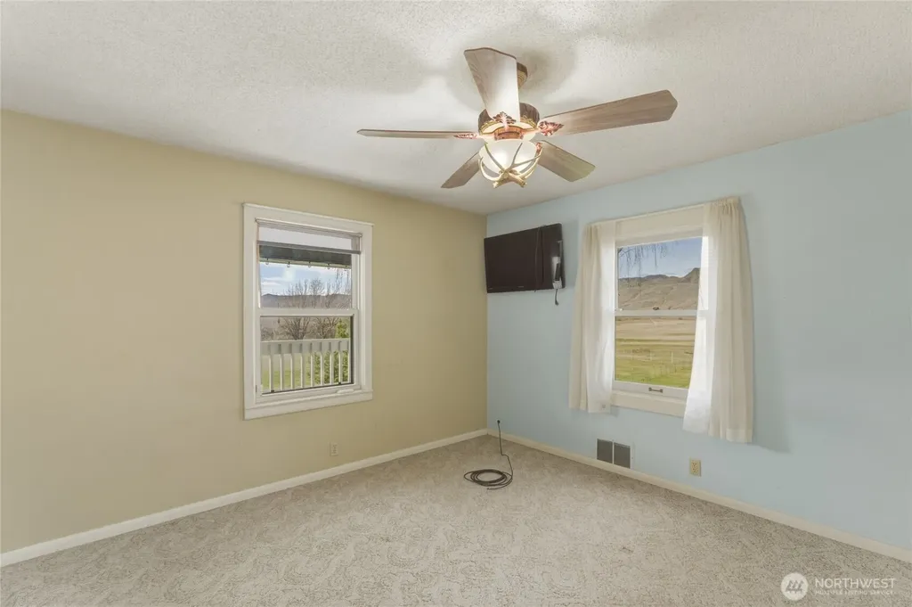 5 Alaska Street Malott WA 98829