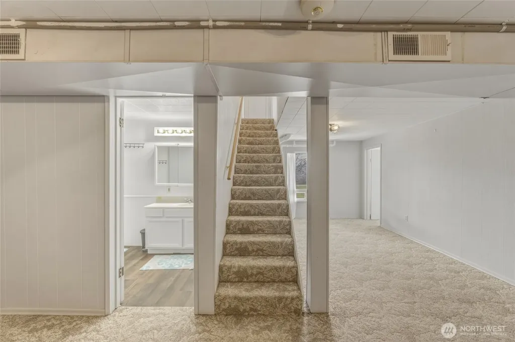 5 Alaska Street Malott WA 98829