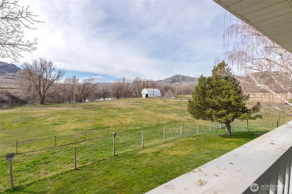 5 Alaska Street Malott WA 98829
