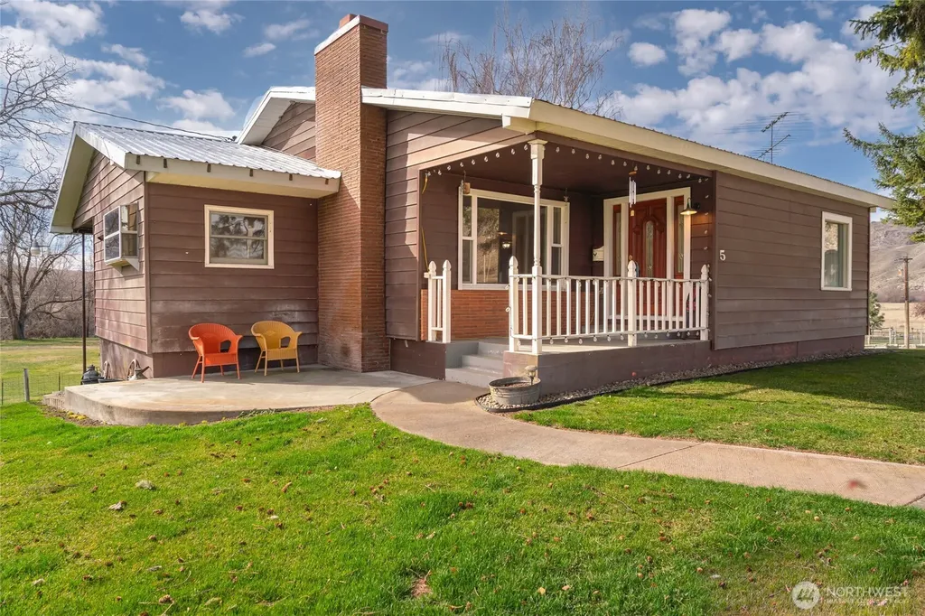 5 Alaska Street Malott WA 98829