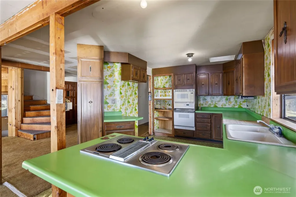 820 E Burgundy Road Shelton WA 98584