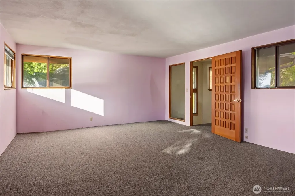 820 E Burgundy Road Shelton WA 98584