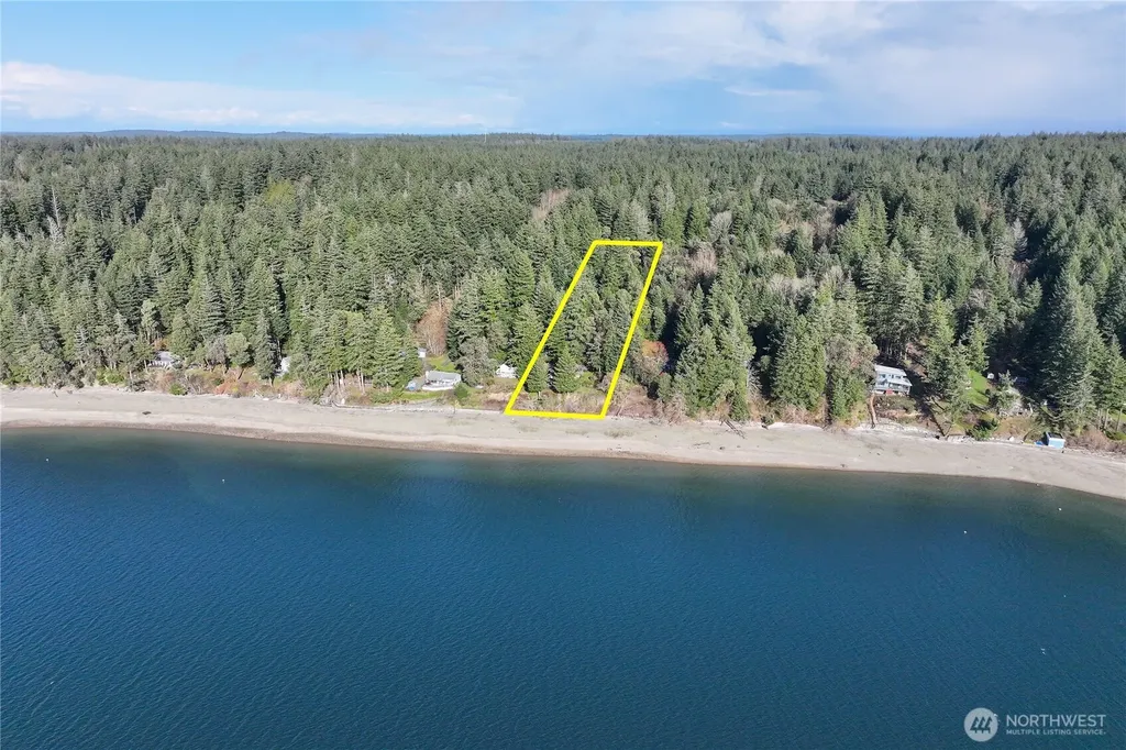 820 E Burgundy Road Shelton WA 98584