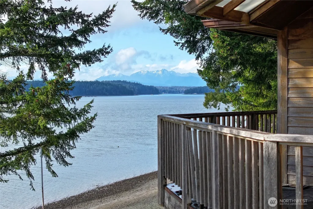 820 E Burgundy Road Shelton WA 98584