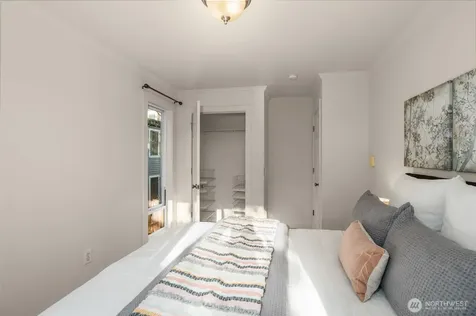 3626 14th Avenue W Seattle WA 98119